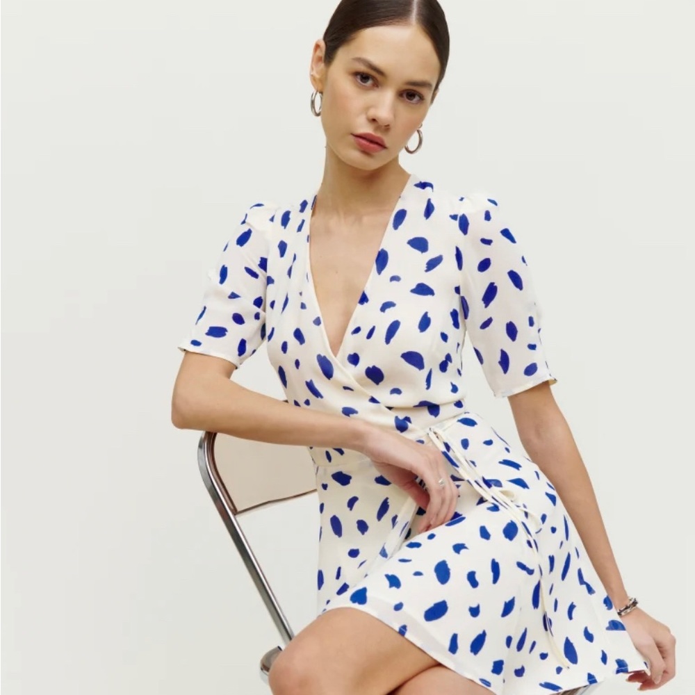 Lucky dress reformation